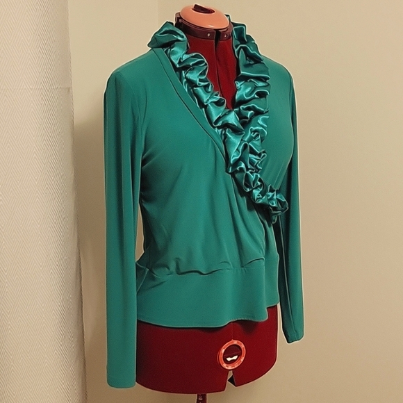 Joseph Ribkoff Emerald Green Dressy Shirt - Picture 2 of 10